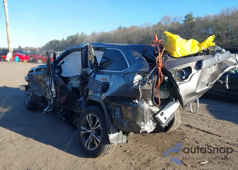 2018 Toyota Highlander Le Plus из США, поврежденный, VIN 5TDBZRFH6JS821067